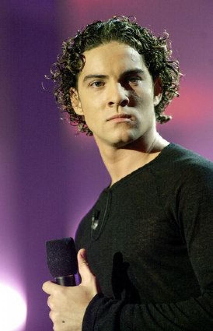 Álex Casademunt, de 'Operación Triunfo', víctima de una paliza en Vigo