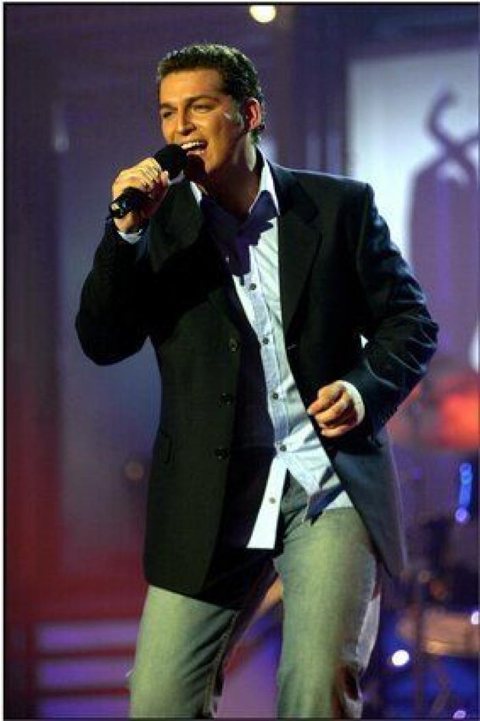 Álex Casademunt, de 'Operación Triunfo', víctima de una paliza en Vigo