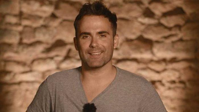 Álex Casademunt, de 'Operación Triunfo', víctima de una paliza en Vigo