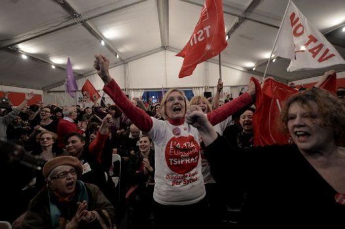 La alegría del cambio: la fiesta de los seguidores de Syriza (FOTOS)