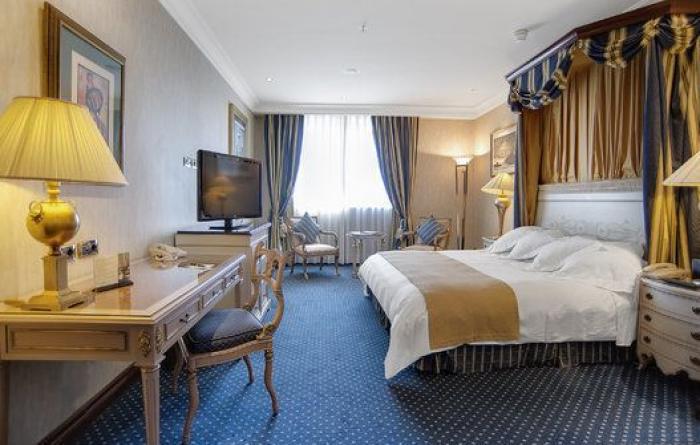 25 aniversario de la muerte de Ava Gardner: la vida cinco estrellas de la musa en Madrid