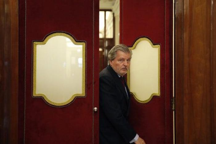 Fernández no tiene en la cabeza "expulsar a nadie en este momento"