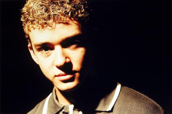 Justin Timberlake infringe la ley por hacerse un selfi votando