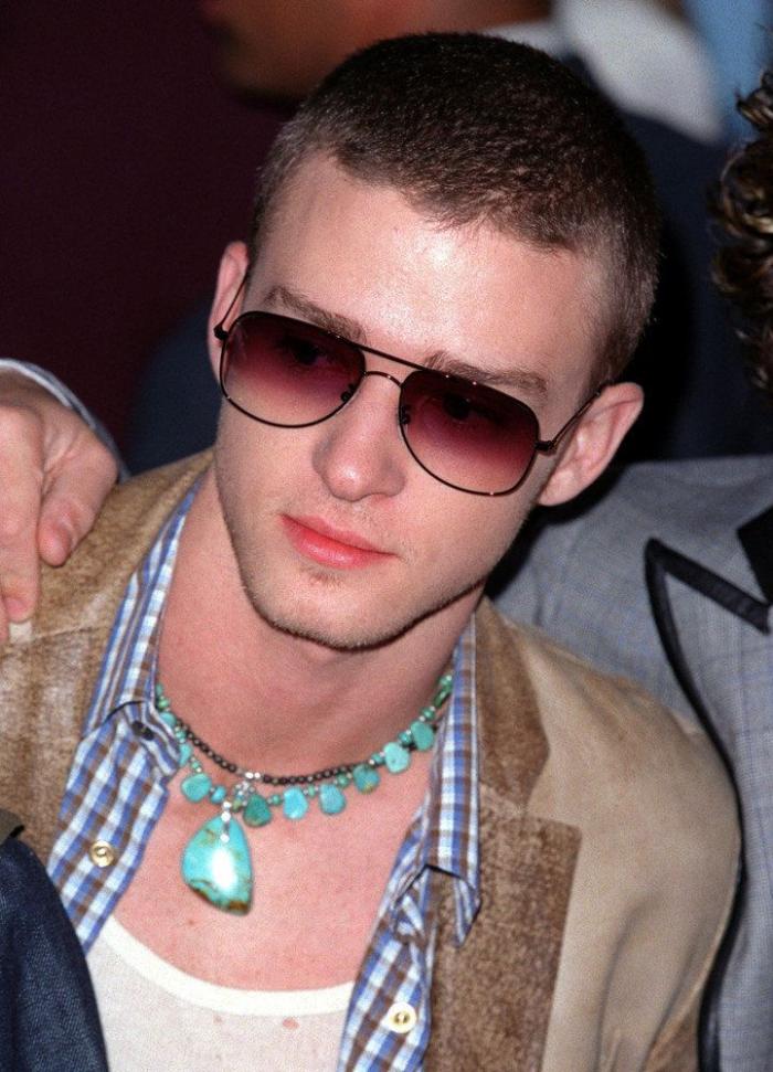 Justin Timberlake infringe la ley por hacerse un selfi votando