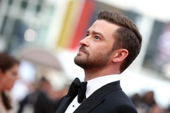 Justin Timberlake infringe la ley por hacerse un selfi votando