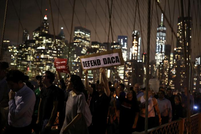 La desgarradora obra de arte realizada en la frontera entre EE UU y México