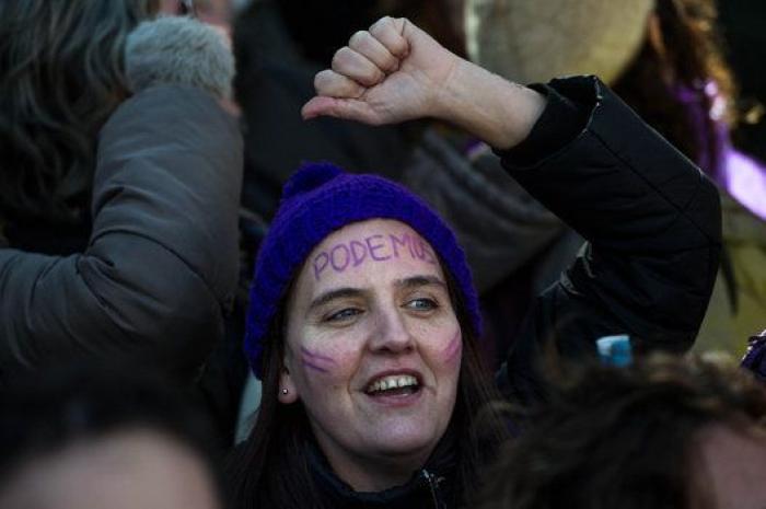 El aplaudido 'zasca' de Echenique a Andrea Levy tras definirse como "revolucionaria"