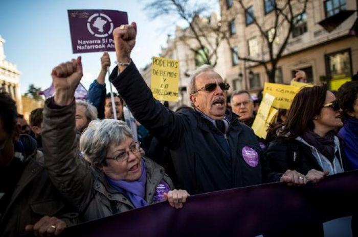 El aplaudido 'zasca' de Echenique a Andrea Levy tras definirse como "revolucionaria"