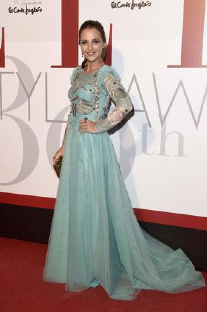 Negro, máscaras y transparencias en el 30 aniversario de 'Elle España'