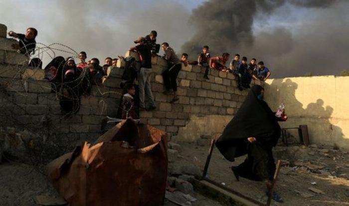 Miles de familias secuestradas por el EI para usarlas como escudos humanos en Mosul