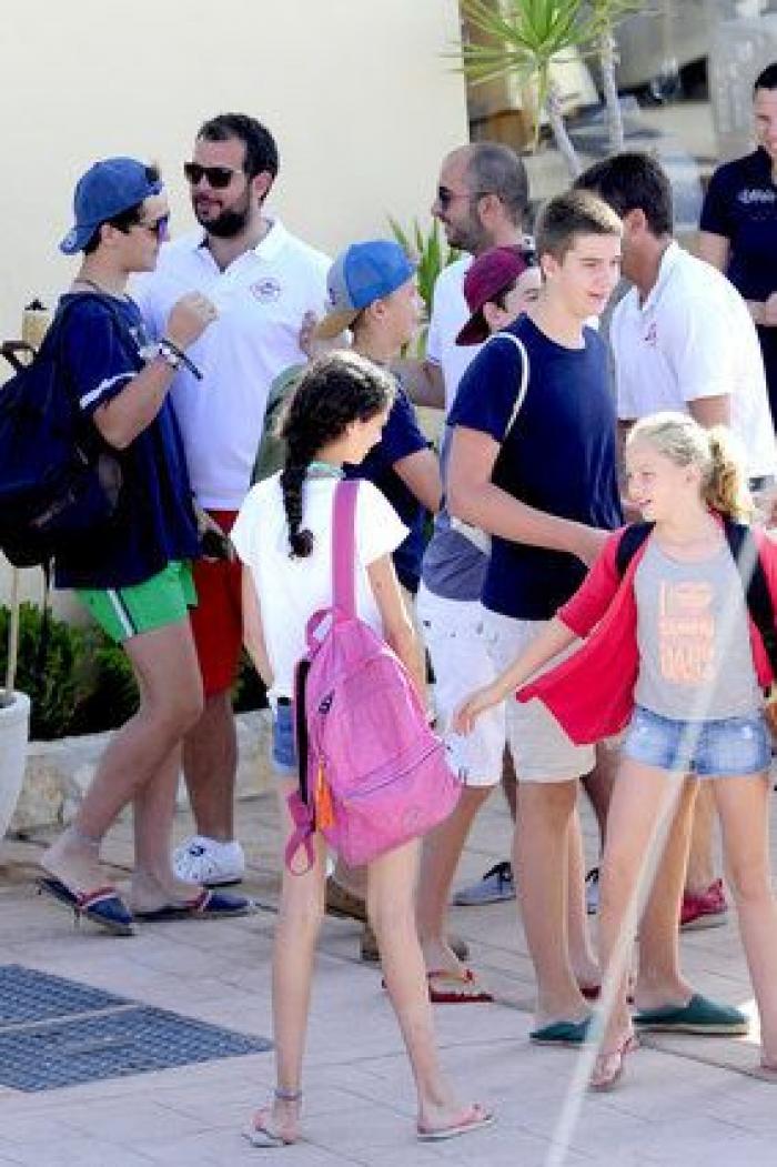 Froilán protagoniza una bronca a las puertas de una discoteca... y una cámara lo capta