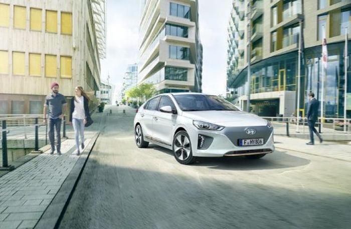 9 tríos que revolucionaron la historia