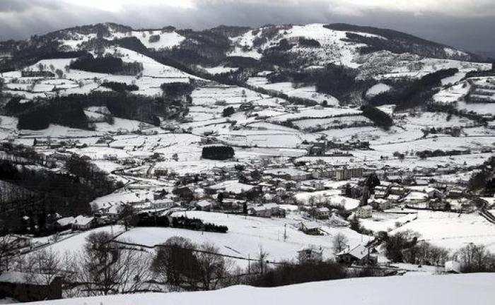 Las imágenes que deja la ola de nieve sobre la Península