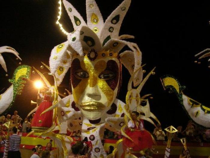 Destinos originales y baratos para darlo todo en Carnaval