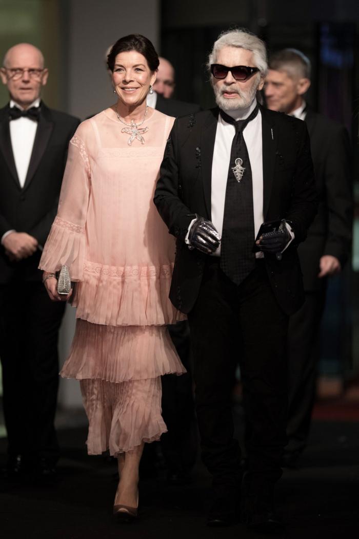 Karl Lagerfeld y el fin de una era: la importancia de su muerte