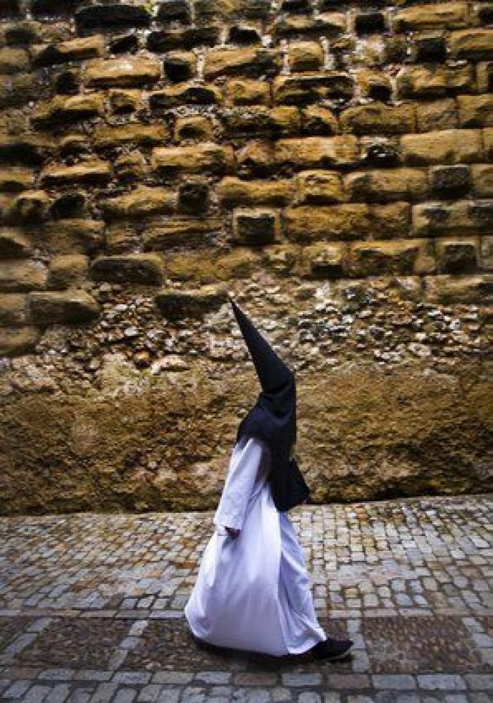 'Religión y postureo': alucina con el vídeo que arrasa en YouTube