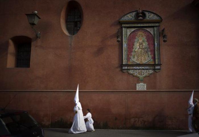'Religión y postureo': alucina con el vídeo que arrasa en YouTube