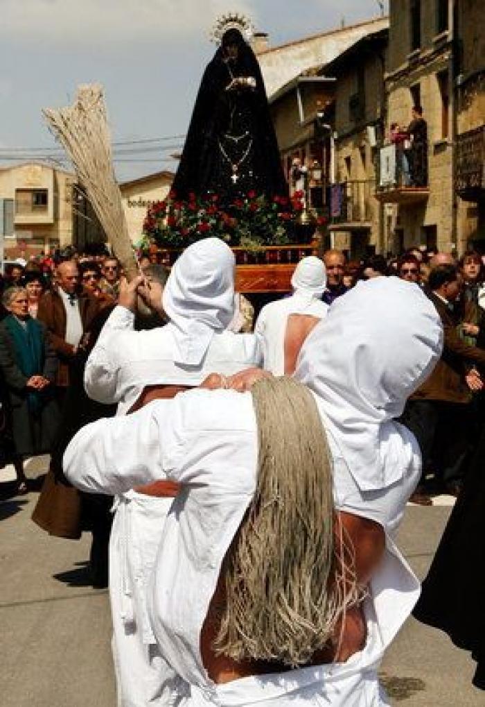 'Religión y postureo': alucina con el vídeo que arrasa en YouTube