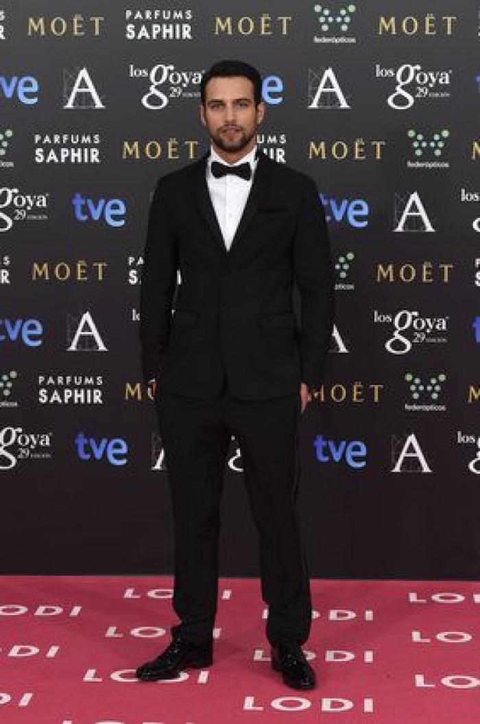 Premios Goya 2015: el beso de Dani Rovira y Clara Lago y otros momentazos de la gala (VÍDEO)