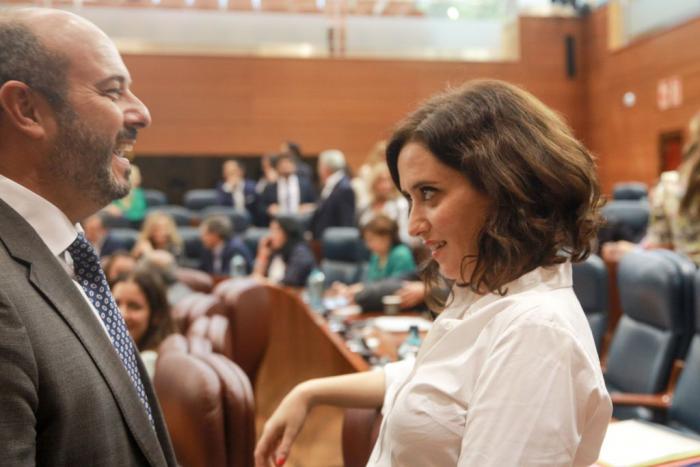 Ayuso se opone a la renta mínima porque genera "dependencia"