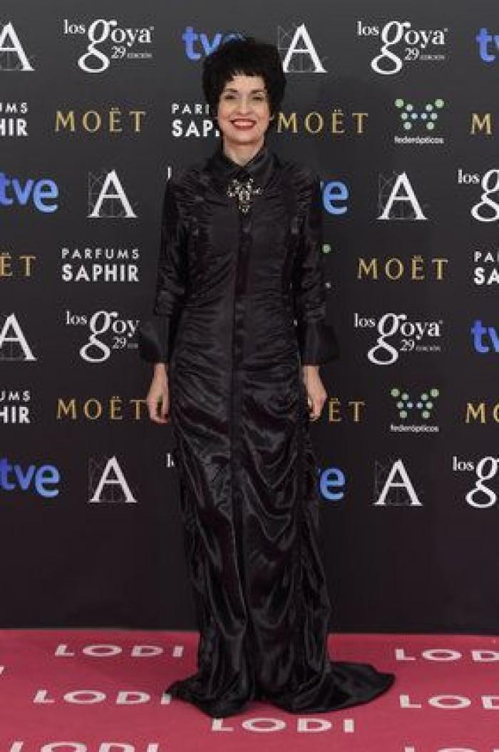 Premios Goya 2015: el beso de Dani Rovira y Clara Lago y otros momentazos de la gala (VÍDEO)