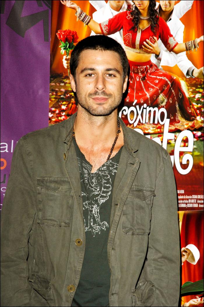 Tres palabras y una foto: Hugo Silva destroza a Toni Cantó tras su última polémica