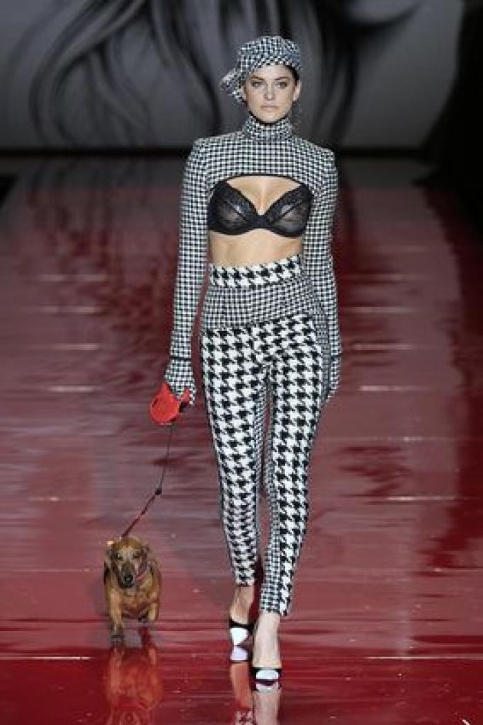 La imponente lencería de Andrés Sardá llega a la 61º MBFWM (FOTOS)