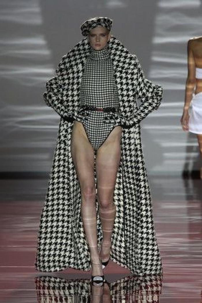 La imponente lencería de Andrés Sardá llega a la 61º MBFWM (FOTOS)