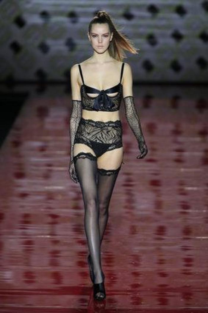 La imponente lencería de Andrés Sardá llega a la 61º MBFWM (FOTOS)