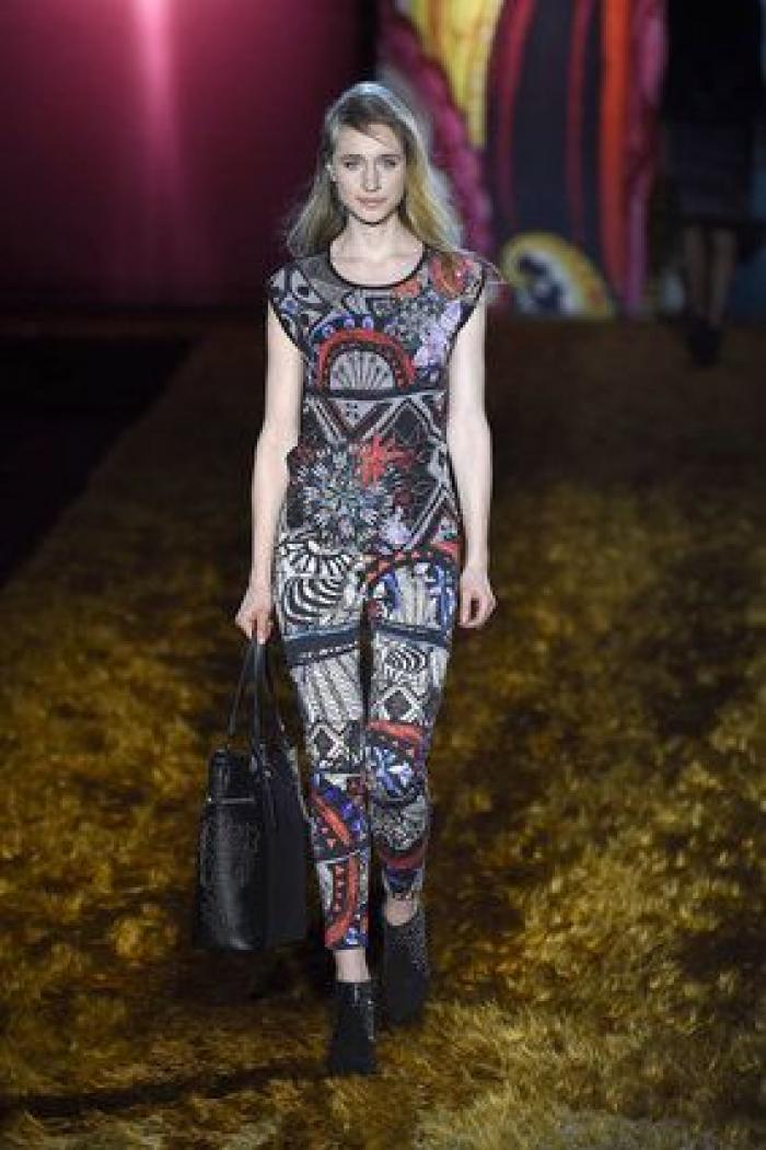 Abrigos que son tiendas de campañas: el desfile de Gómez, ganador del Samsung Ego Innovation Project (FOTOS)