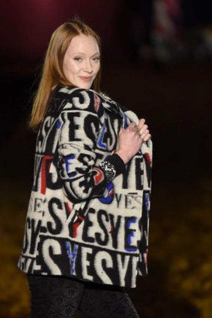 Abrigos que son tiendas de campañas: el desfile de Gómez, ganador del Samsung Ego Innovation Project (FOTOS)