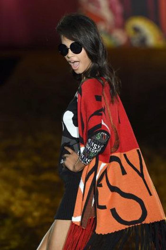 Abrigos que son tiendas de campañas: el desfile de Gómez, ganador del Samsung Ego Innovation Project (FOTOS)