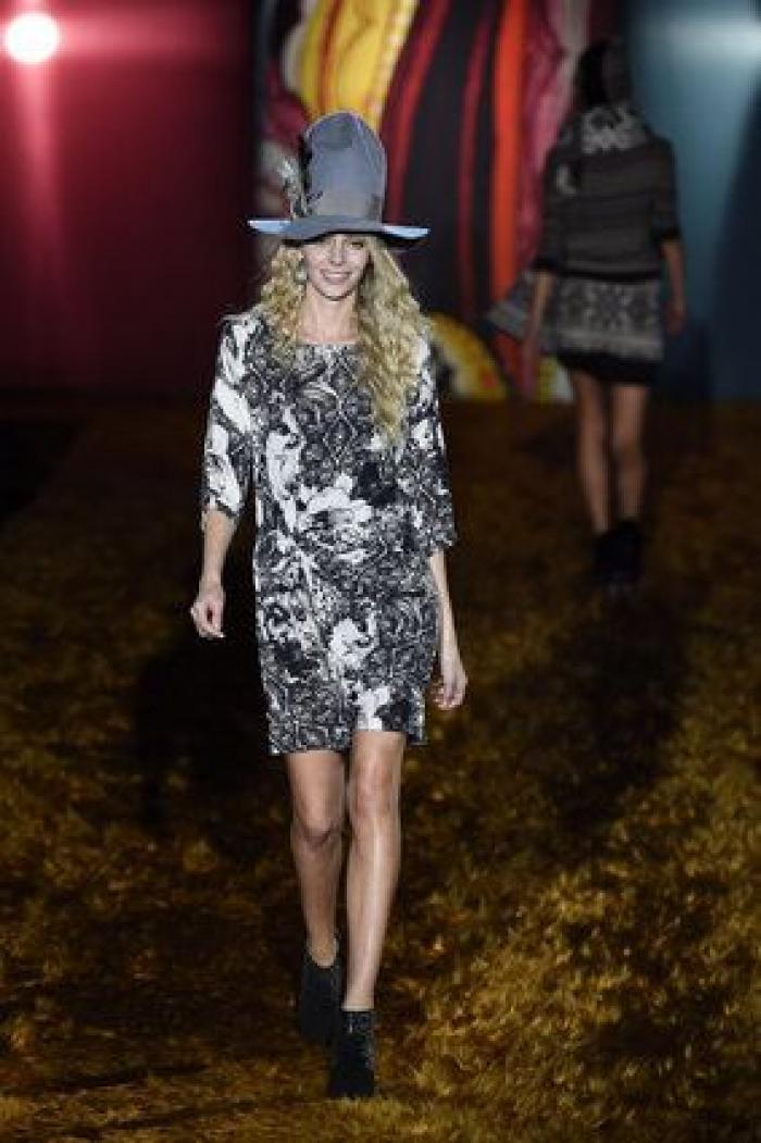 Abrigos que son tiendas de campañas: el desfile de Gómez, ganador del Samsung Ego Innovation Project (FOTOS)