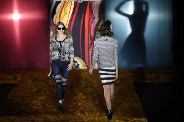 Abrigos que son tiendas de campañas: el desfile de Gómez, ganador del Samsung Ego Innovation Project (FOTOS)