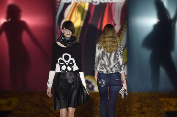 Abrigos que son tiendas de campañas: el desfile de Gómez, ganador del Samsung Ego Innovation Project (FOTOS)