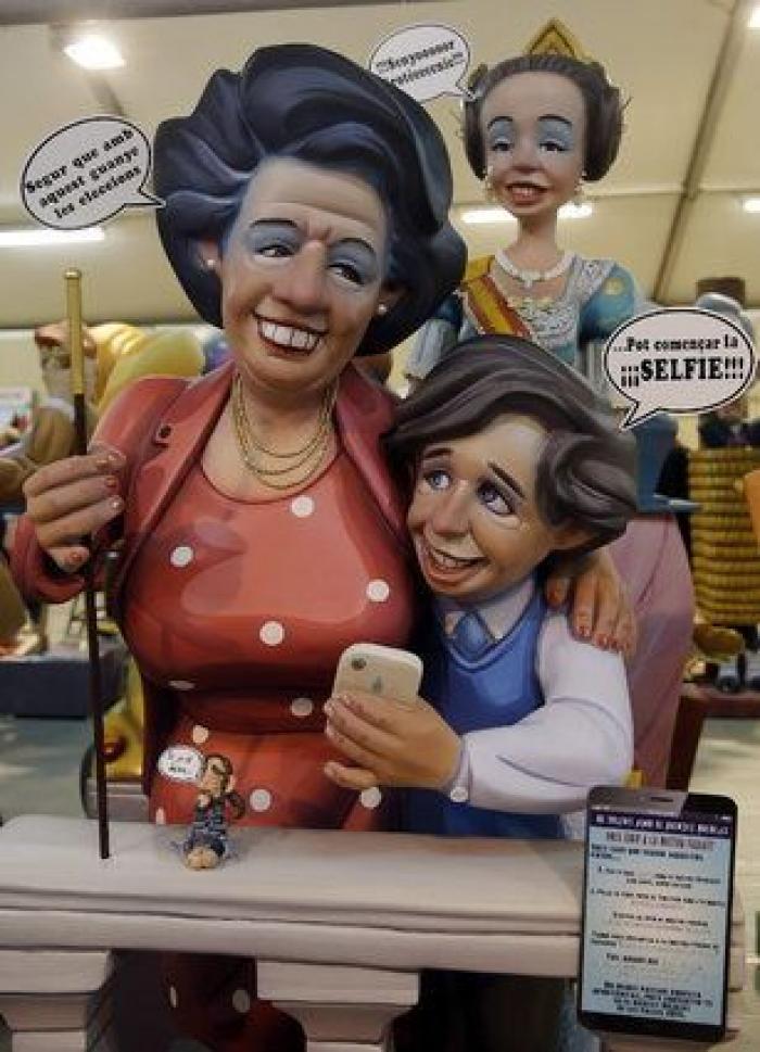 Pablo Iglesias y el 'pequeño Nicolás', protagonistas de la sátira fallera (FOTOS)