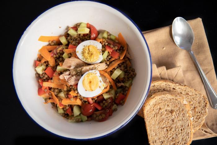 Recetas fáciles: trucha especiada con patatas