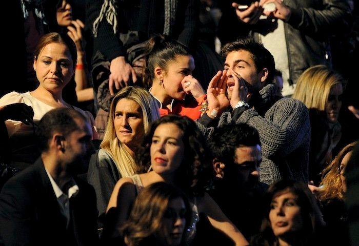 Los vídeos de la actuación por la que acusan a Amaia Montero de ir borracha