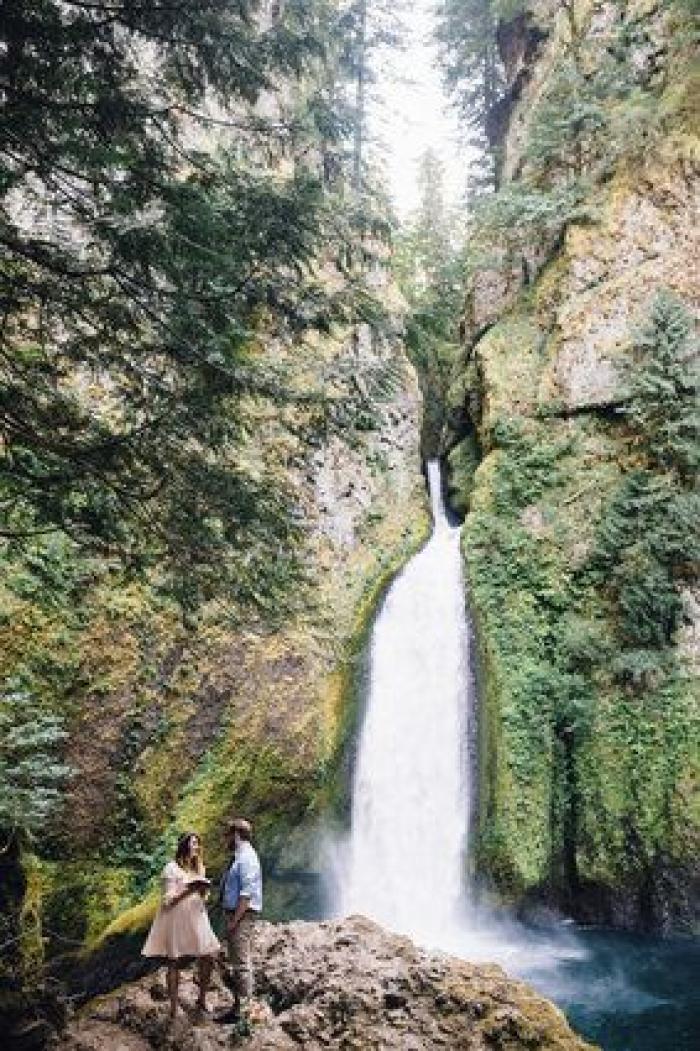 Julia Nakamatsu, mujer de Melendi, rompe su silencio tras el revuelo que se montó por su boda
