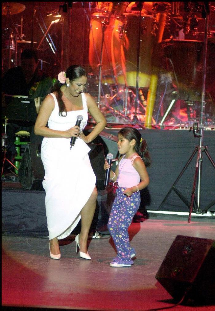 Chabelita embarazada: Isabel Pantoja anuncia el embarazo de su hija de 18 años (FOTOS)