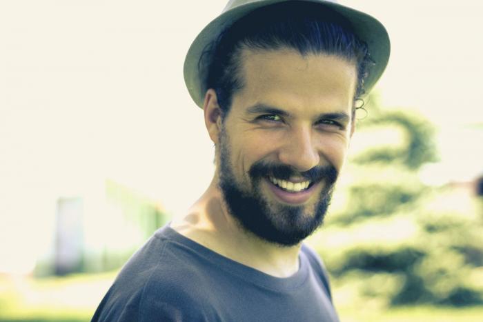 Detenida una jefa de estudios por cambiar las notas de un alumno hijo de su novio