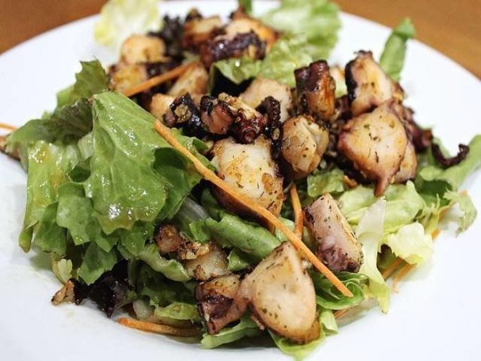 Kiko Rivera sorprende con esta confesión sexual en 'Ven a cenar conmigo'