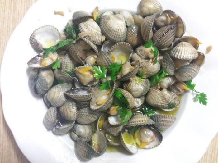 Kiko Rivera sorprende con esta confesión sexual en 'Ven a cenar conmigo'