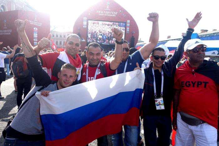 Al menos tres heridos en una pelea por una entrada junto al estadio del Argentina-Croacia