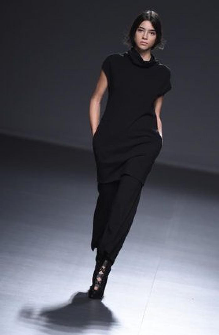 Rocío Herrera, la hija de Mariló Montero y Carlos Herrera, desfila para Schlesser en la MBFWM