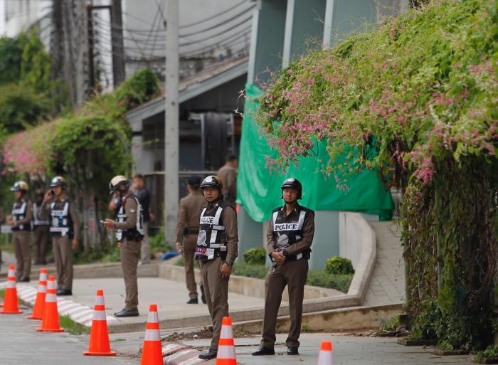 Rescatadas las 22 personas de paddle surf a resguardo del viento en una cueva