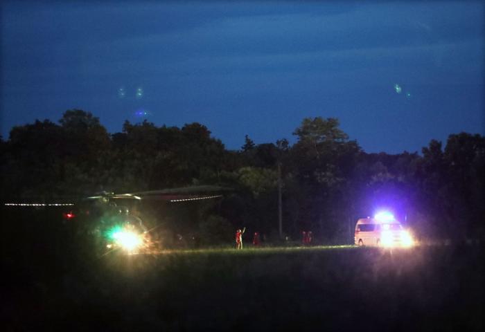Rescatadas las 22 personas de paddle surf a resguardo del viento en una cueva