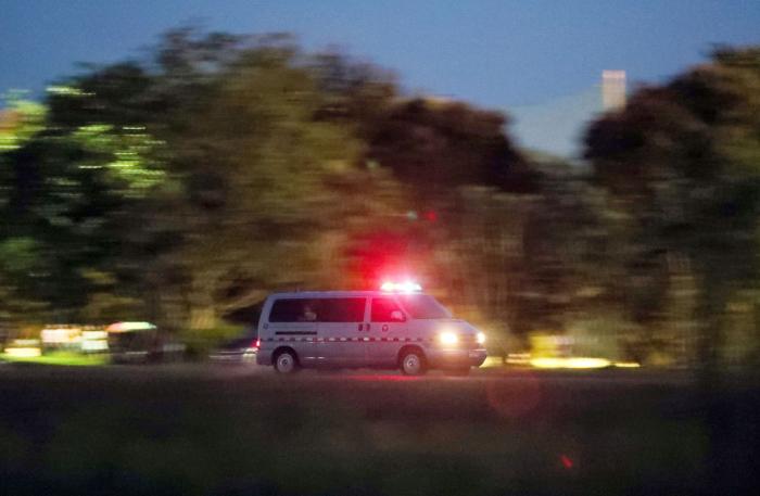 Rescatadas las 22 personas de paddle surf a resguardo del viento en una cueva