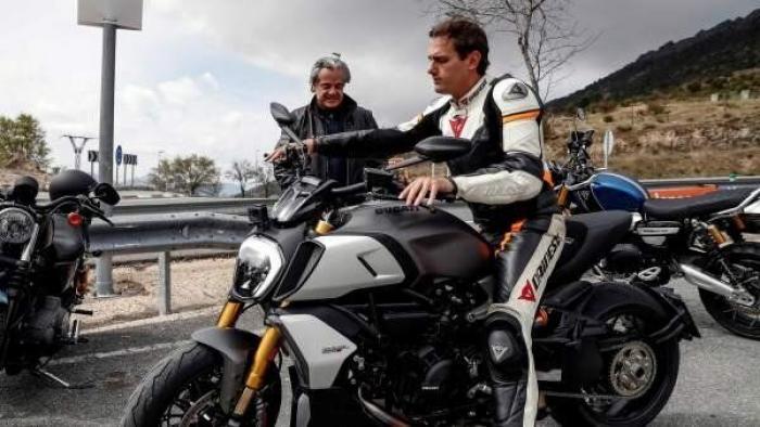 Los partidos buscan un acuerdo para reducir el gasto en publicidad electoral