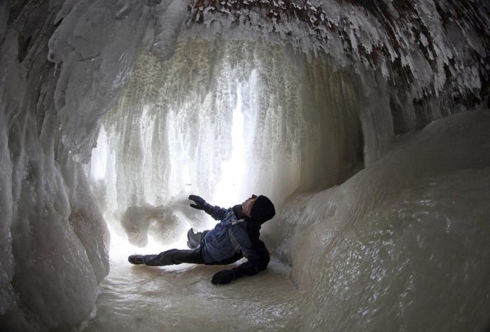 Lago superior de Wisconsin congelado: paisajes de hielo impresionantes (FOTOS)